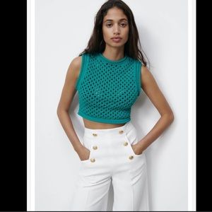 Zara high waisted pants with front gold buttons